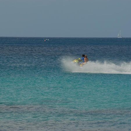 Sandy Bliss Condominiums Saint James Buitenkant foto