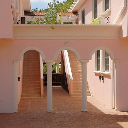 Sandy Bliss Condominiums Saint James Buitenkant foto