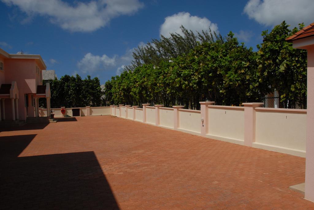 Sandy Bliss Condominiums Saint James Buitenkant foto